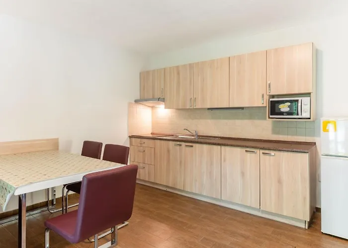 Bzi By Interhome Ferienhaus *